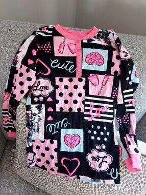 Girls' Black & Pink Patterned Pajama Top